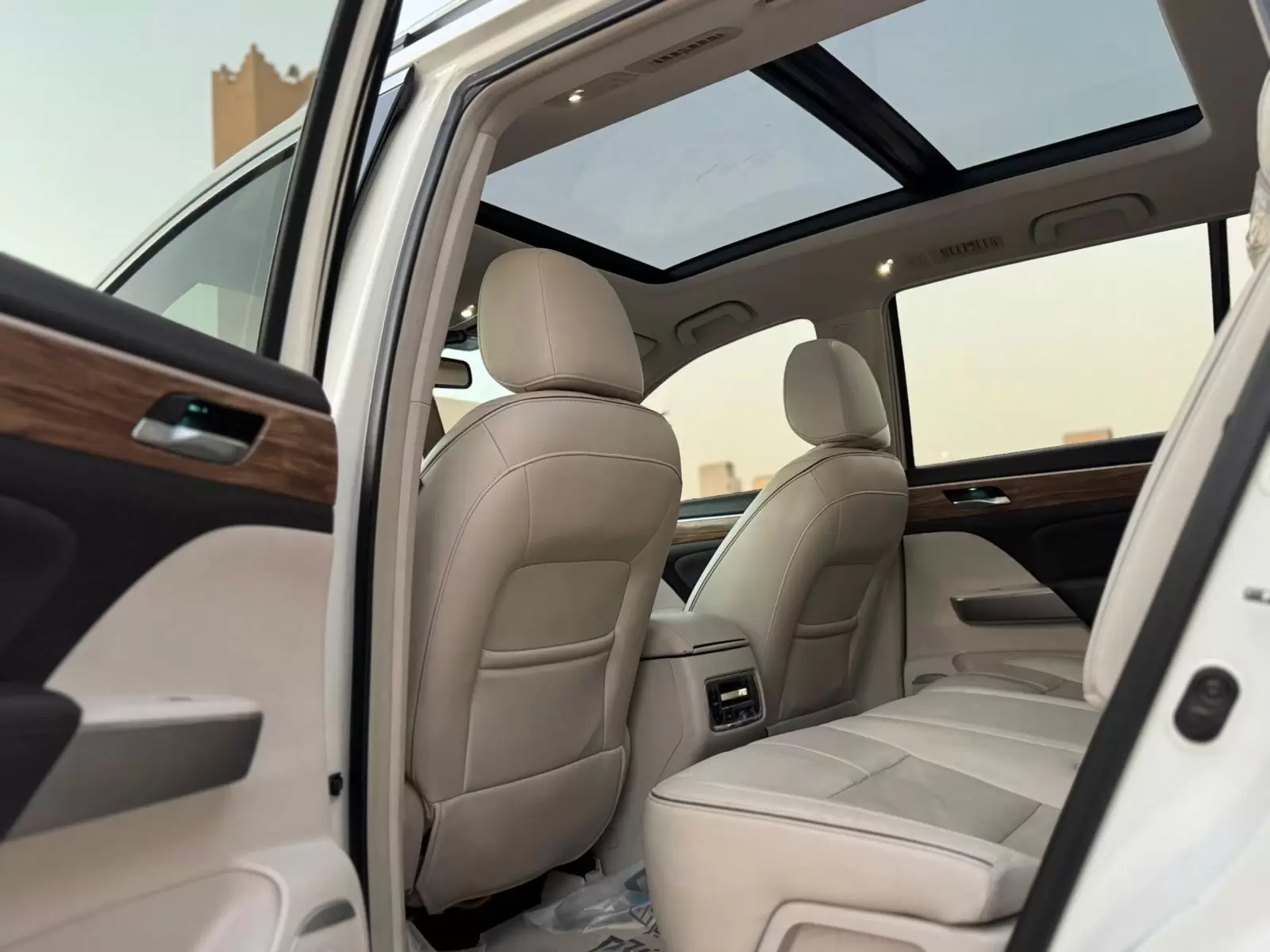 جاك GAC GS8 عائلي